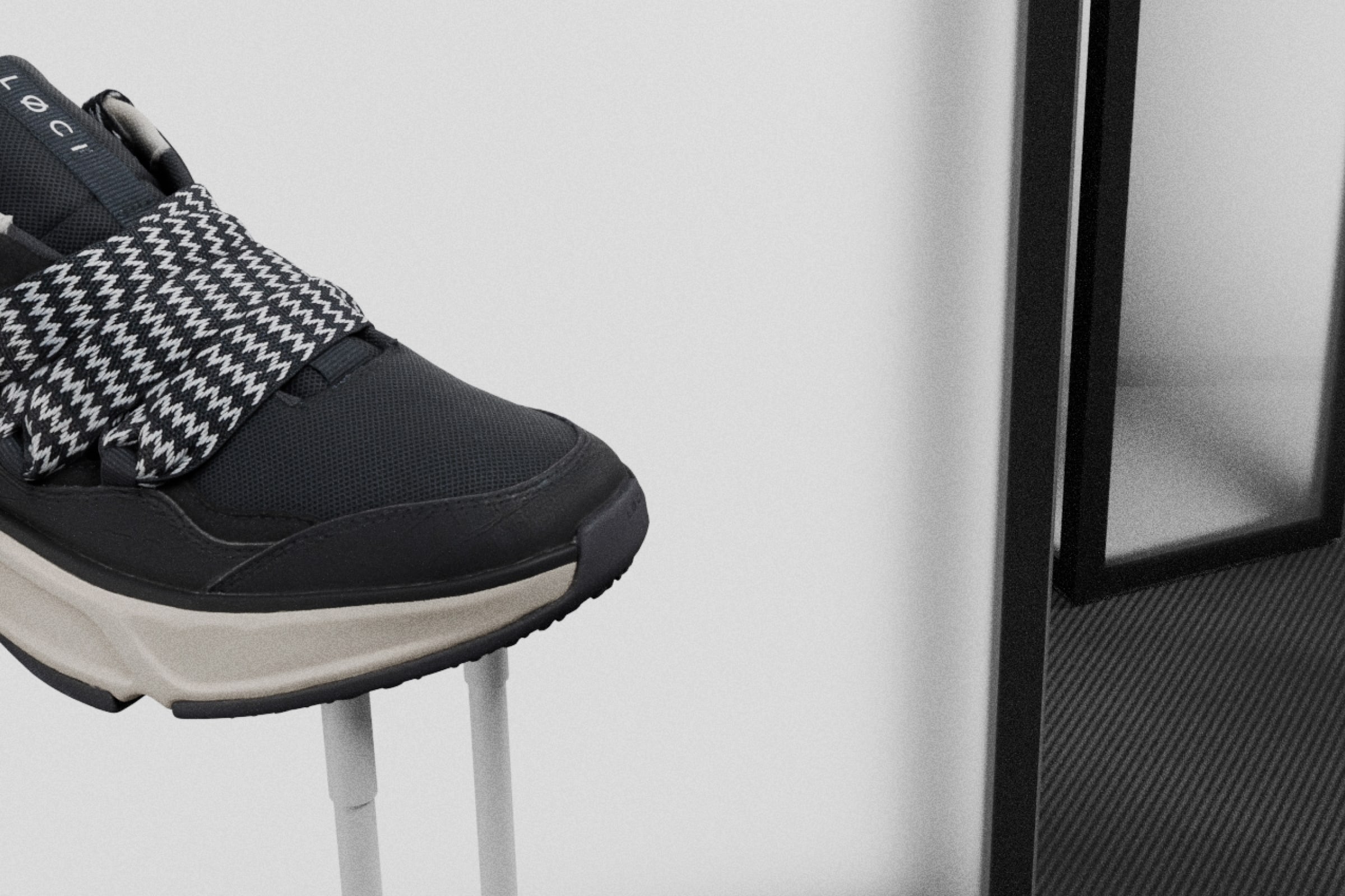 How does Fibbl ARC compare with ALLSIDES, Rigsters and other 3D scanners for footwear? 7 differences in quality and scale