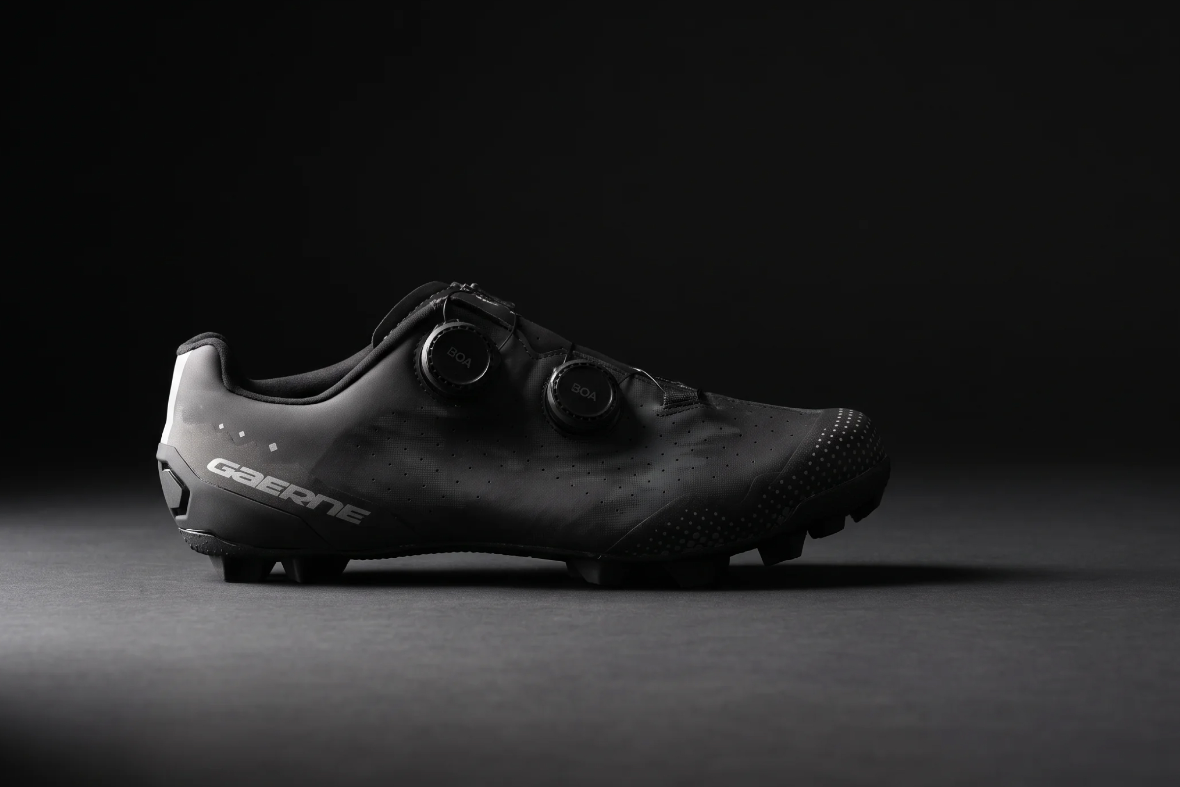 Product photography, 3D scanning or AI generation: which should footwear brands use?